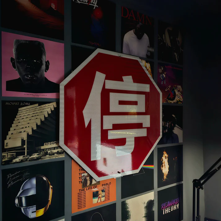 stop traffic sign for room decor